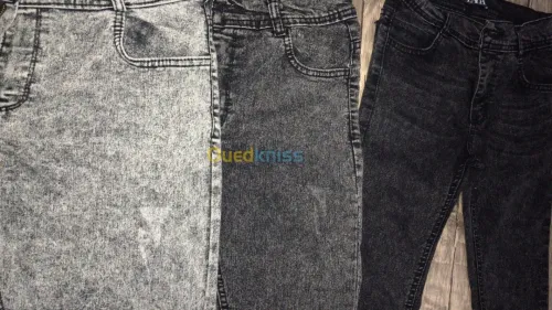 Jeans moyen age de 8 ans a 16 ans