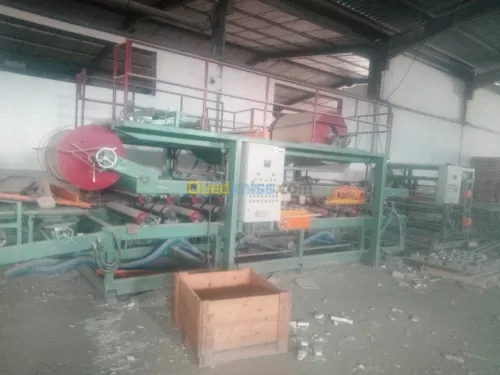 Vente des machines de panaux sandwitch