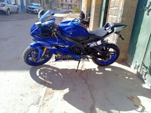 Yamaha  R6