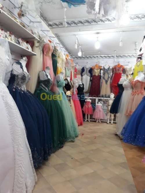 Robes soirrées et blanches