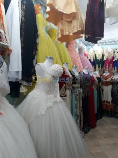 Robes soirrées et blanches