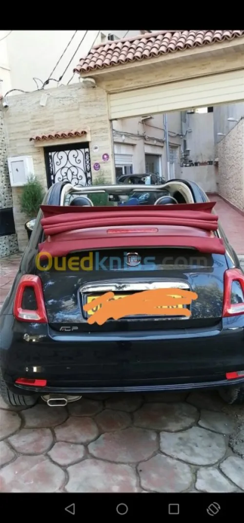 Location de voiture luxueuse. 