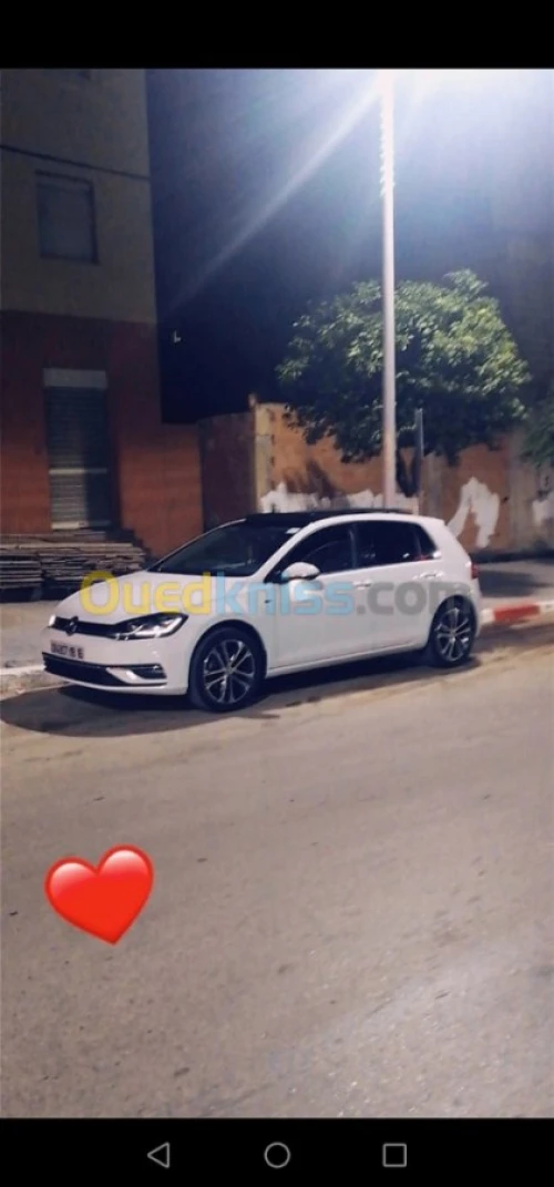 Location de voiture luxueuse. 