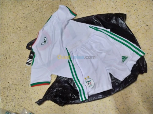 Tenues de sport pour enfants