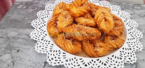GATEAUX SUR COMMANDE