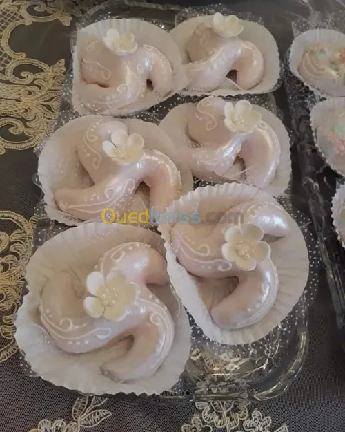 GATEAUX SUR COMMANDE