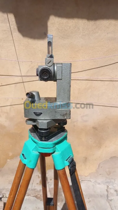 theodolite planimetrique slom