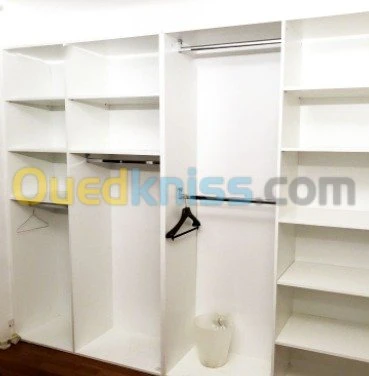 cuisine equipée,dressing,meuble bureau