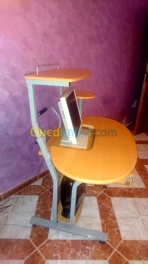 Table pc de tres bonne qualité 