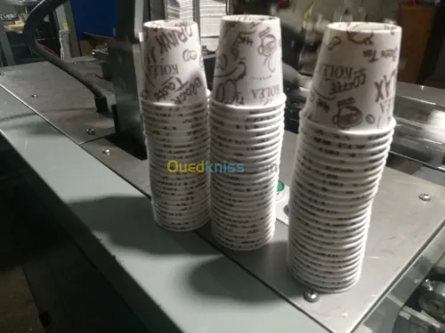 Fabrication de gobelets en papier 