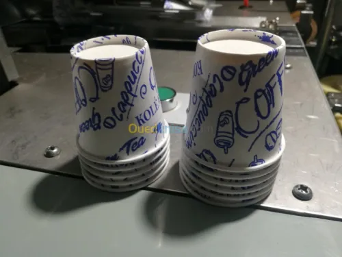 Fabrication de gobelets en papier 