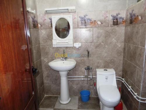 Location vacances Appartement F3 Tlemcen Marsa ben mhidi