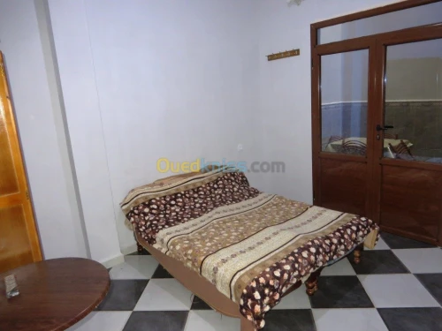 Location vacances Appartement F3 Tlemcen Marsa ben mhidi