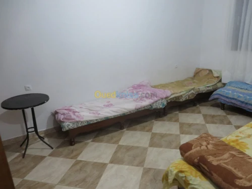 Location vacances Appartement F3 Tlemcen Marsa ben mhidi