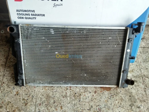 radiateur Toyota Corolla essence 