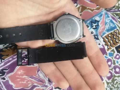 Montre casio quartz water resist 