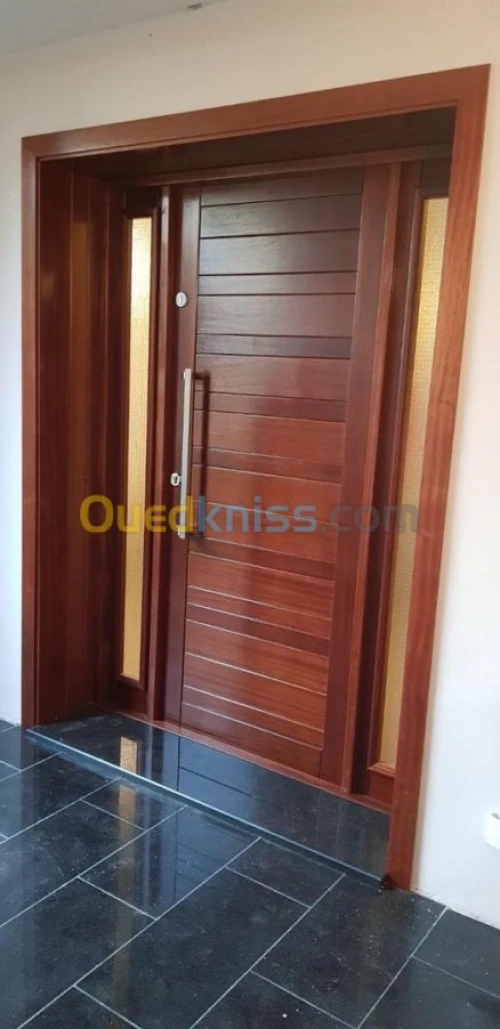 Fabrication de portes en bois massif