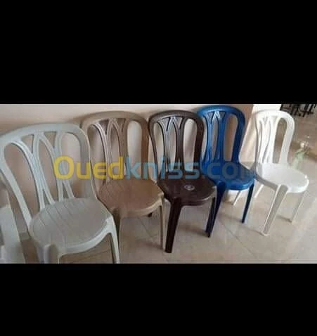 كراسي وطاولات بلاستيك باسعار جد منخفضة