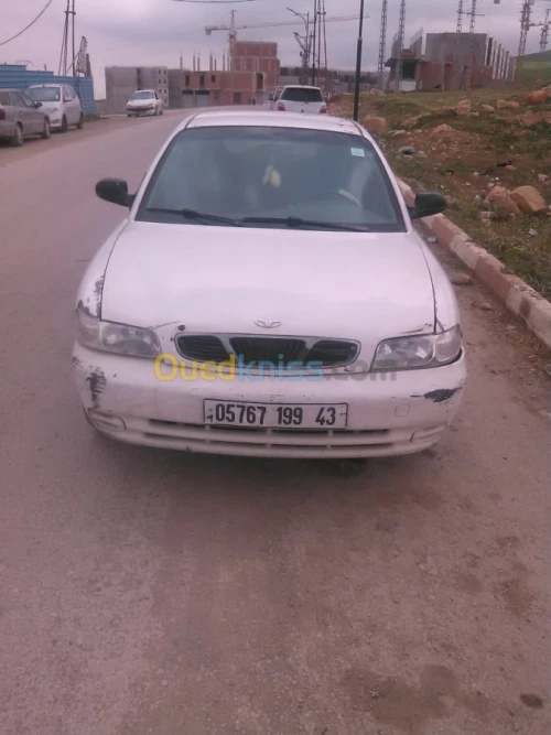 Daewoo Nubira 1999 