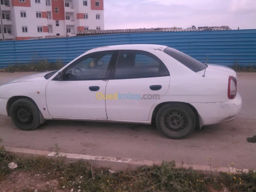 Daewoo Nubira 1999 