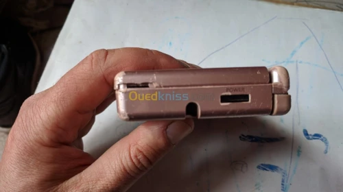 Nintendo ds Lite rose en panne