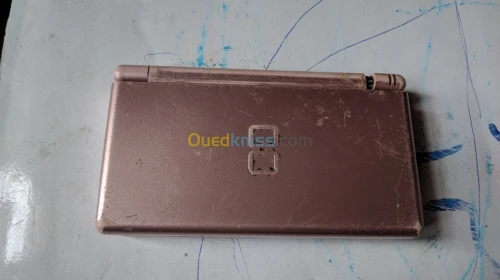 Nintendo ds Lite rose en panne