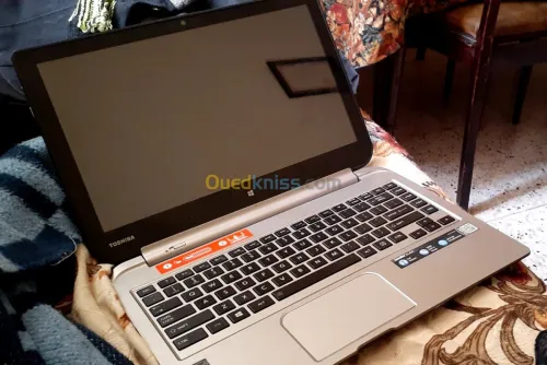 Toshiba Satellite Click W35Dt-A3300 
