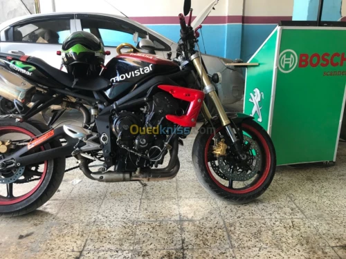 Yamaha  675R
