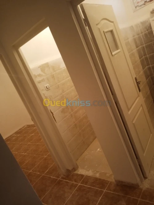 Location Appartement F4 Constantine El khroub