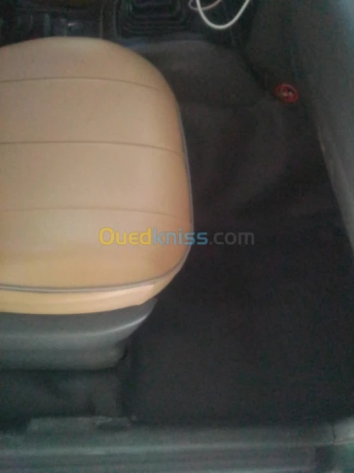 Suzuki Grand Vitara 2001 2.0HDI110 3pip