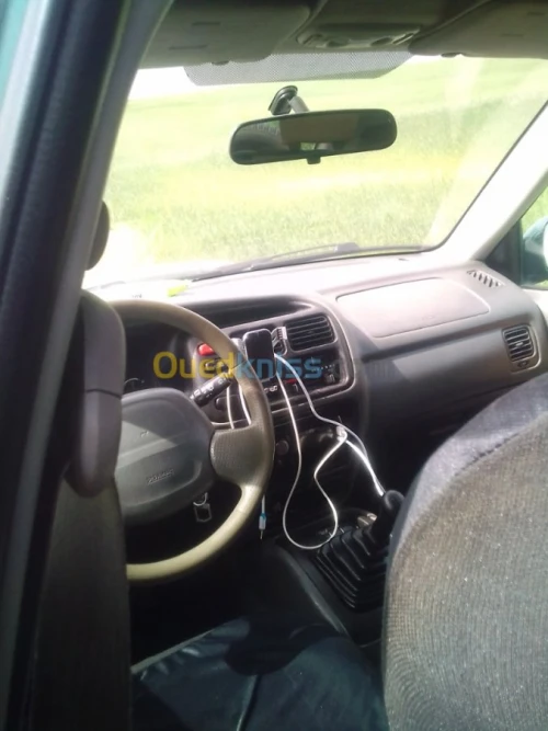 Suzuki Grand Vitara 2001 2.0HDI110 3pip