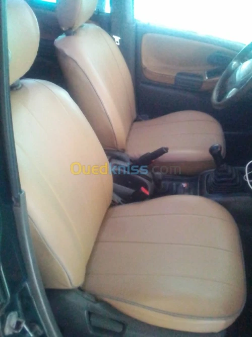 Suzuki Grand Vitara 2001 2.0HDI110 3pip