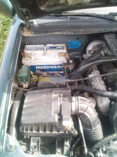 Suzuki Grand Vitara 2001 2.0HDI110 3pip