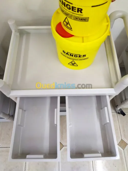 GUERIDONS A 03 ETAGES 