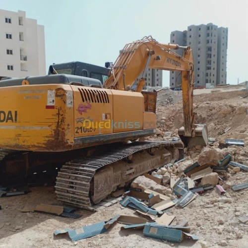 Nous mettons a votre service BULLDOZER