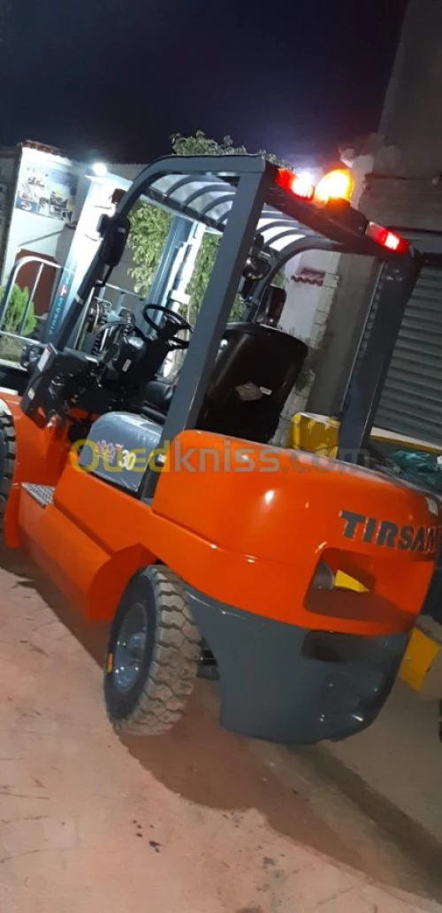 Location clark chariot élévateur