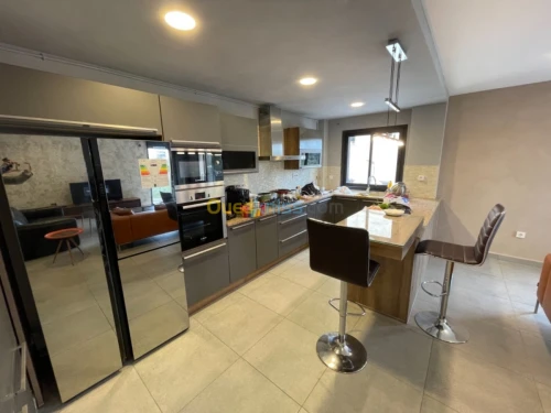 Location Appartement F3 Alger Hydra