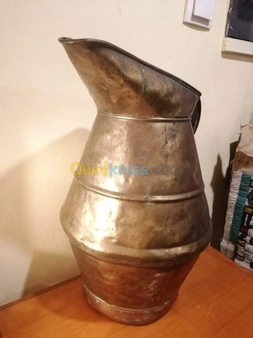 Ancien Broc de toilette ou broc à eau 