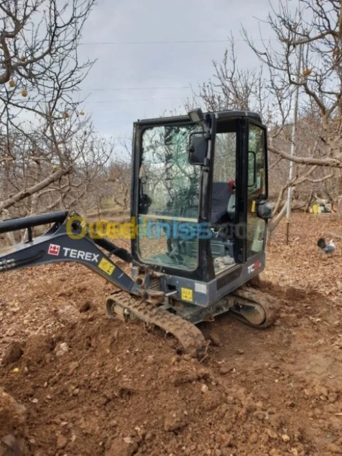 TEREX  MINI PELLE 1,5t