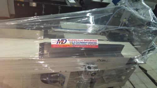 machine fabrication serviettes 