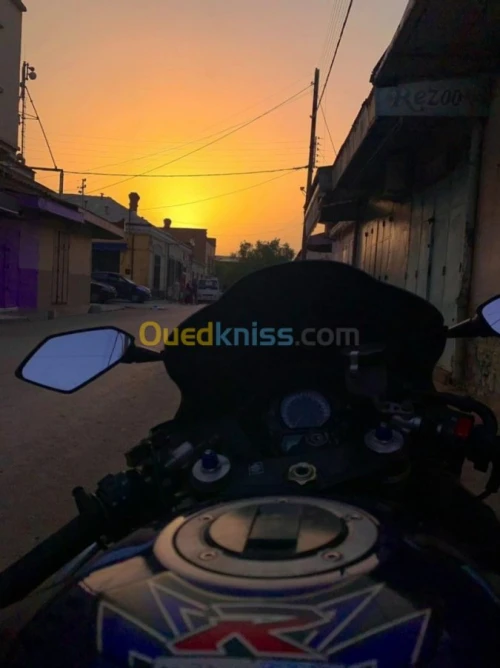 Suzuki Suzuki sv1000s