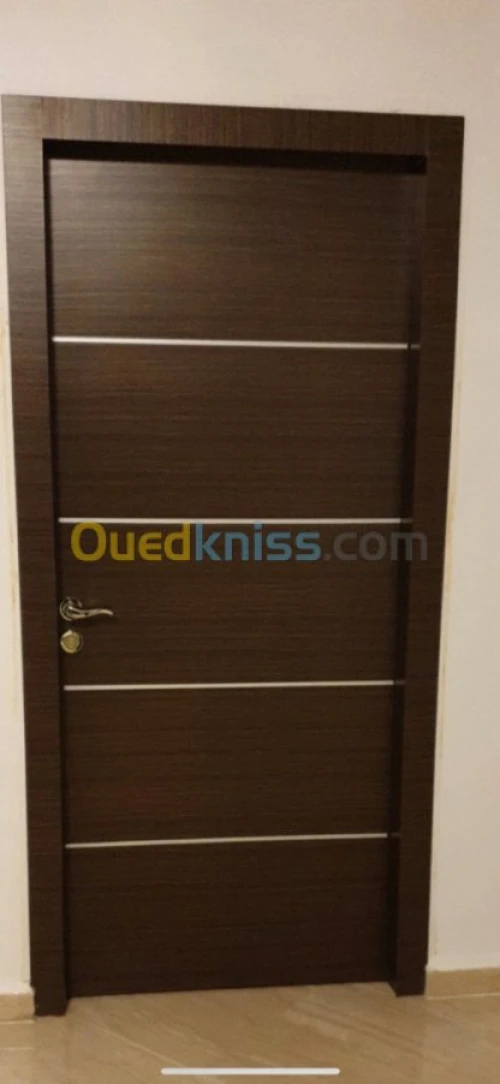 Fabrication de portes d'intérieur