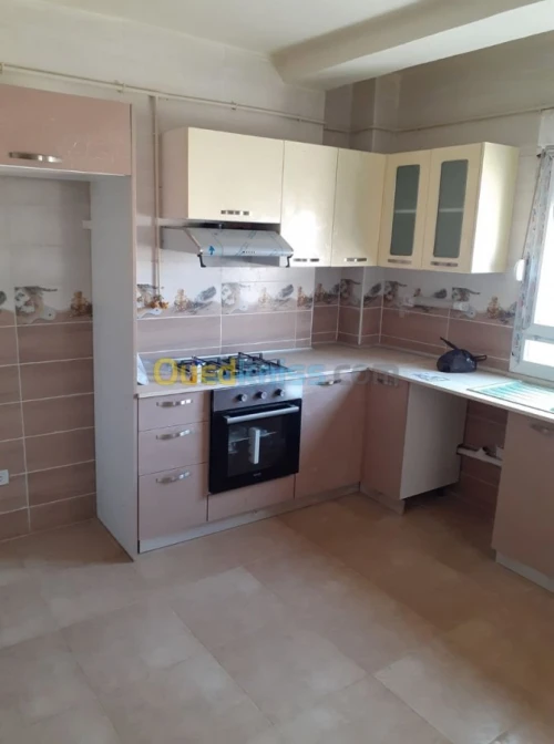 Location Appartement F5 Alger Reghaia