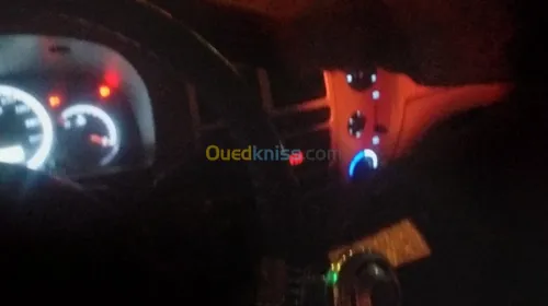 FOTON Aumark