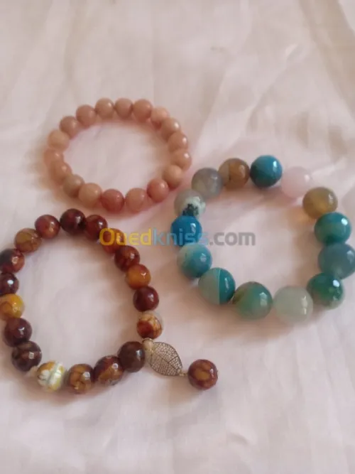 Bracelets et sautoirs 