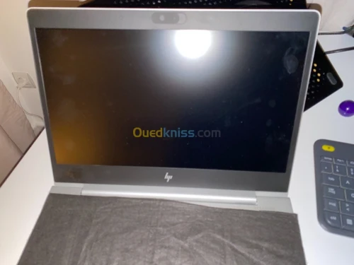 HP Elitebook 830 G6 i5-8th gen