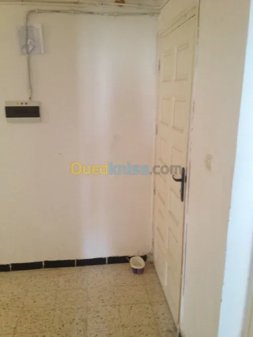 Location Appartement F4 Constantine El khroub