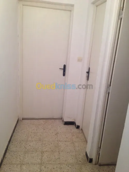 Location Appartement F4 Constantine El khroub