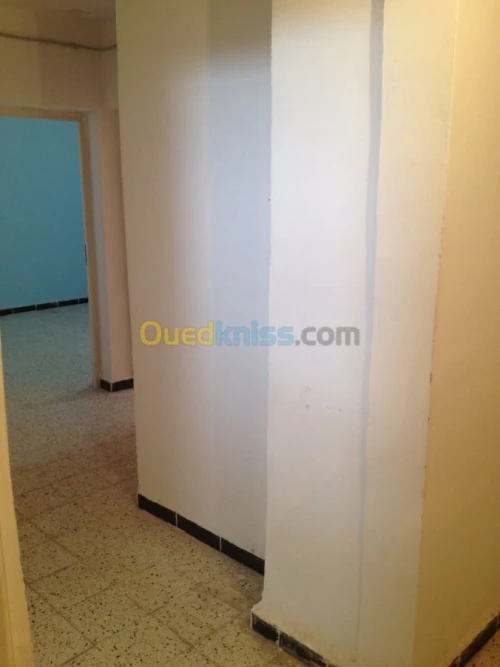 Location Appartement F4 Constantine El khroub