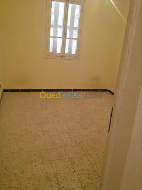 Location Appartement F4 Constantine El khroub